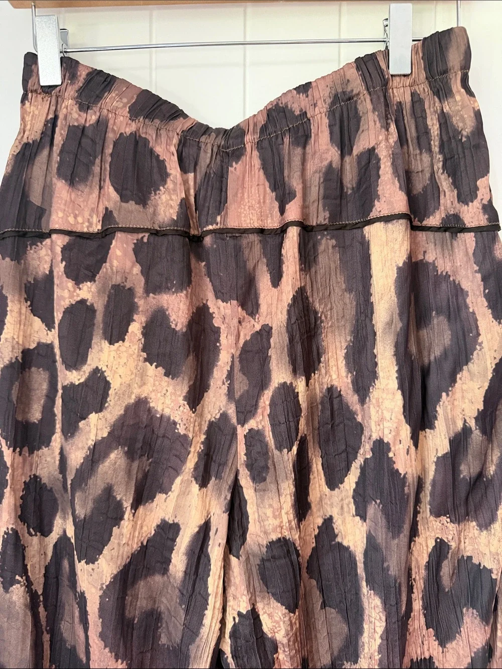 NWT Free People All Out Satin Brown & Black Leopard Wide-Leg Pants  M